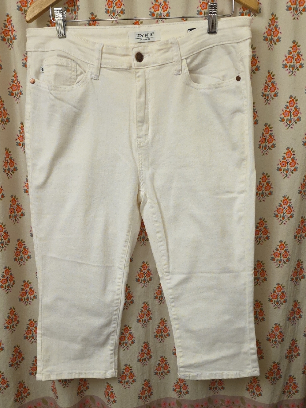Judy Blue Cream Ankle Crop Jeans